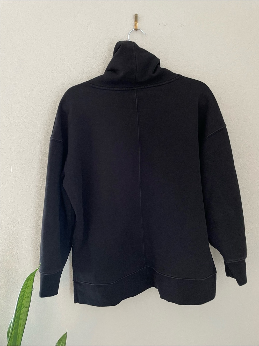 Athleta Black Pull Over Sweatshirt 24/7 Funnel Neck Fleece Side Split Medium - Picture 2 of 6